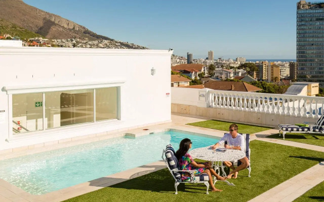 Versailles Luxury Apartments and Suites
