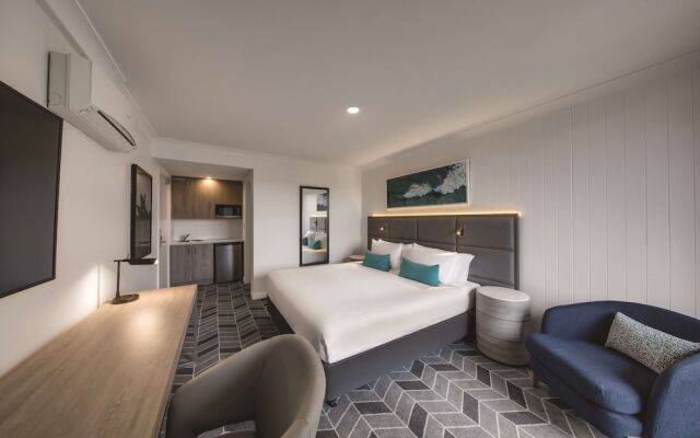 Medina Executive Coogee