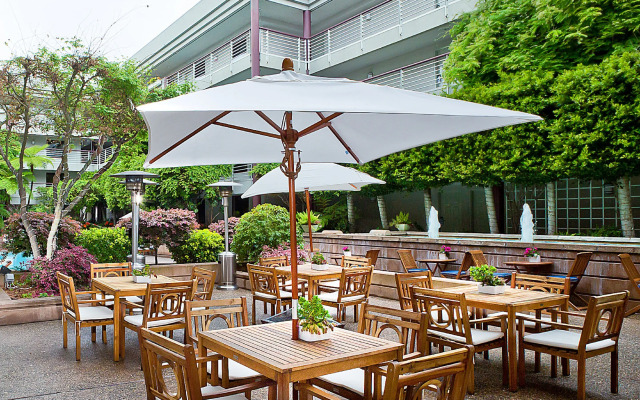 Cupertino Hotel