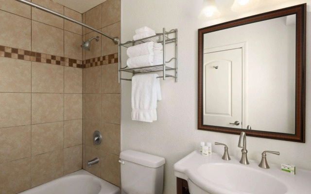 Ramada by Wyndham Elko Hotel at Stockmen's Casino