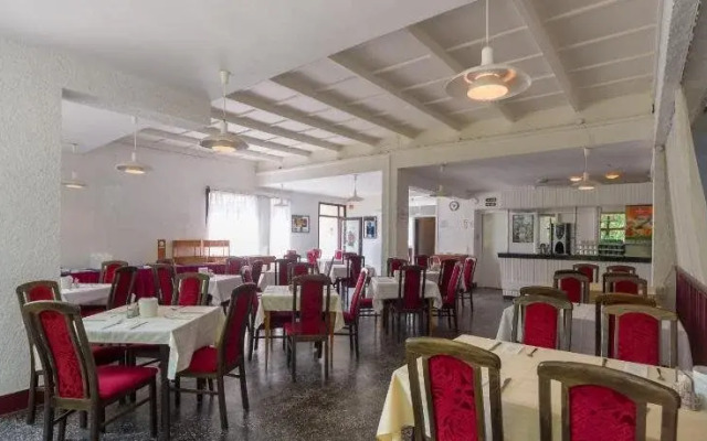 CE Napfény Hotel