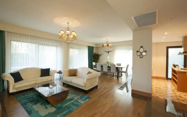 Vhillas Private Luxury Villa Mana