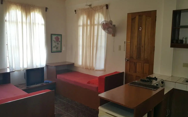 Felina Guest House