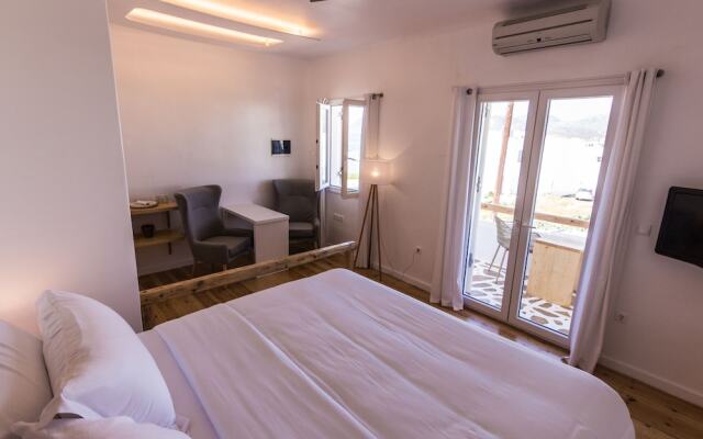 Salt Suites
