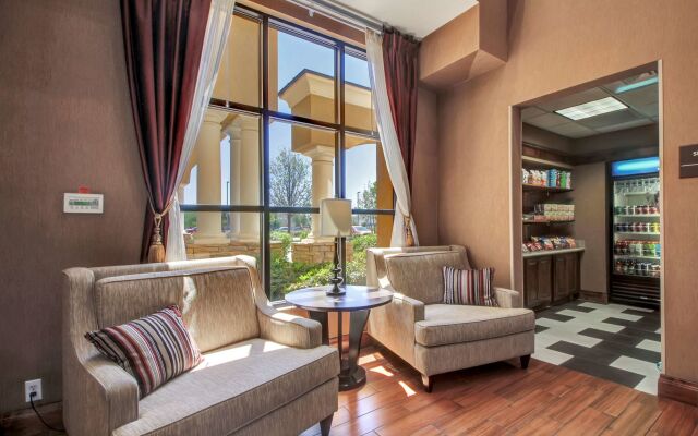 Hampton Inn And Suites Hemet