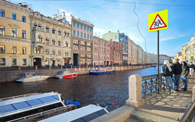 Апартаменты ​на Невском проспекте 18