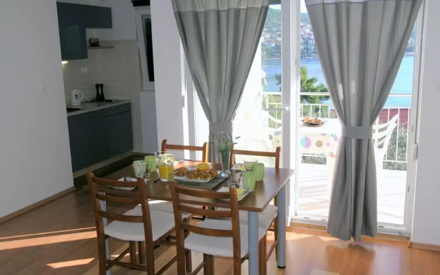Aurelius - Relaxing With Gorgeous View - A1 Luce