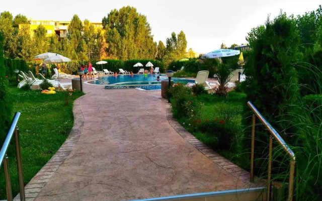 VIP Zone Apartments