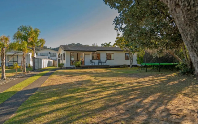 Wonderful Whangamata - Whangamata Holiday Home