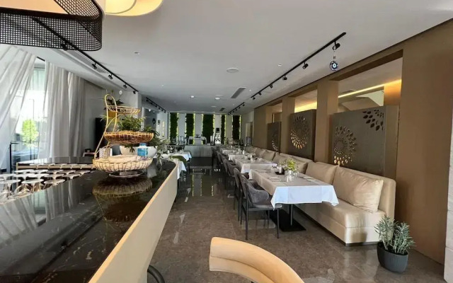 Rozafa Palace Hotel