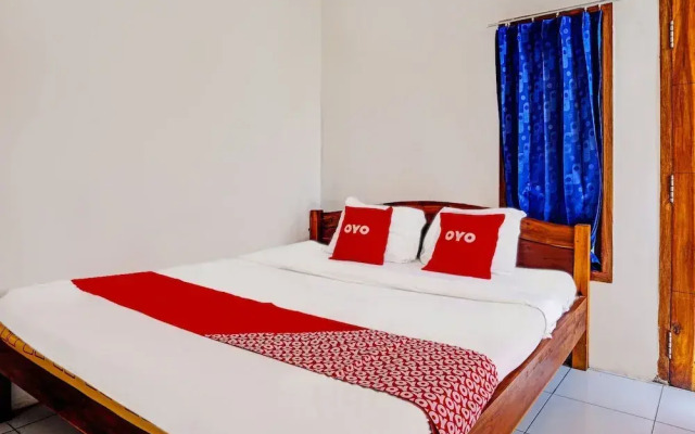 OYO Life 92021 Dua Putra Homestay Klayar
