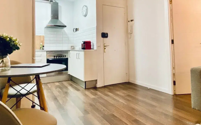 Cosy Urban Oasis 1BD in Poble Sec By Myrentalhost