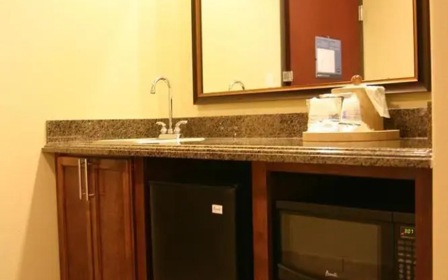 Hampton Inn & Suites Brenham