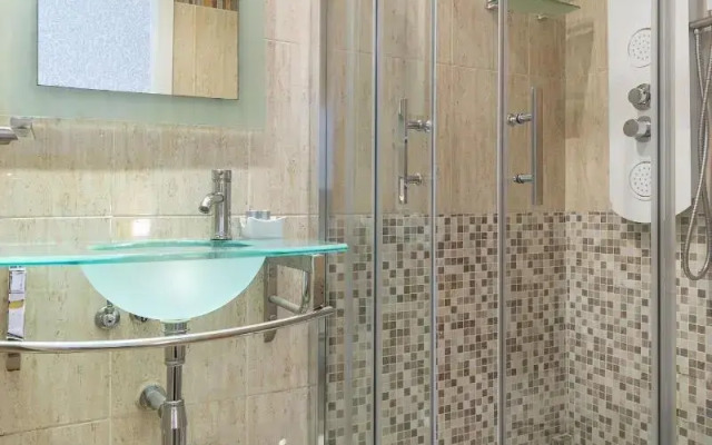 HA San Mateo Suites
