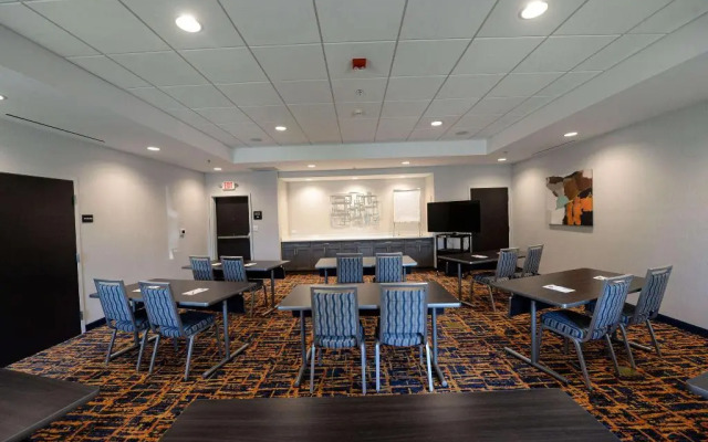 Hampton Inn & Suites Lenoir