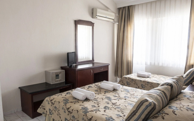 Ulas Hotel
