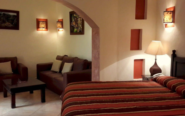 Casa Del Virrey Hotel and Suites