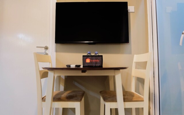 1BR Fully Furnished Apartment at Green Pramuka