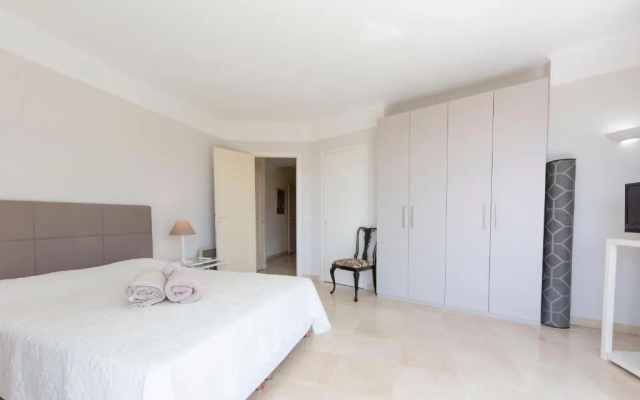 Appartement entièrement équipé de 105 m2 avec vue mer et collines - Apartment in Cannes - Photo 4