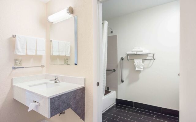 Econo Lodge Waynesville