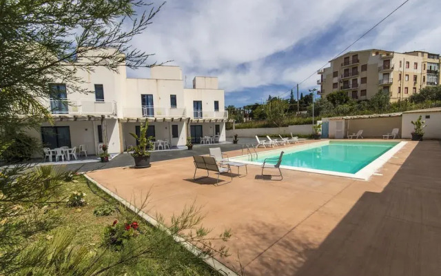 La Dolce Vita piscina e mare