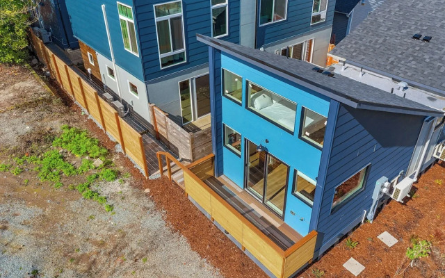 Sleek & Stylish Urban Loft