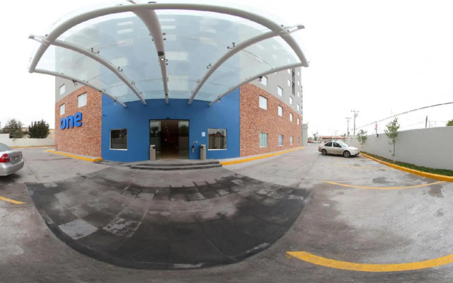 One Monclova Hotel