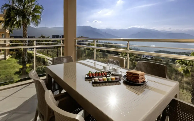 Unique Hotel & Residence