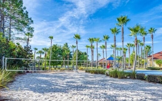 Villa Azul 4 Bedroom Townhouse by RedAwning