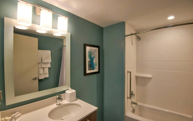 TownePlace Suites by Marriott Miami Airport