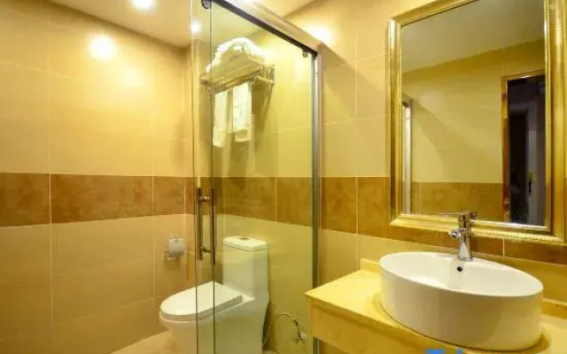 jinshutian Business Hotel