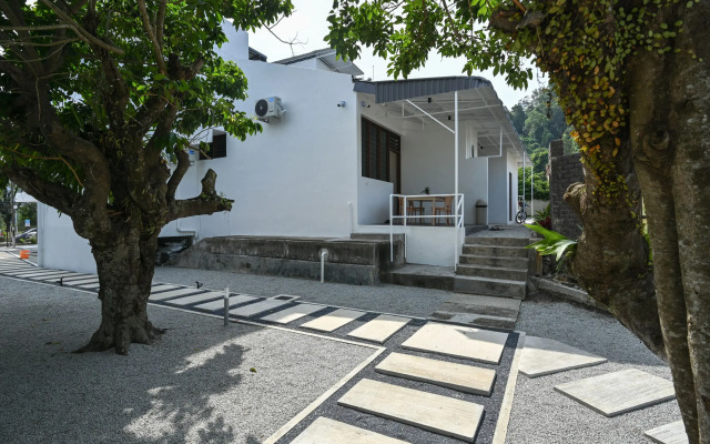 Simple Sanctuary Tanjung Tokong