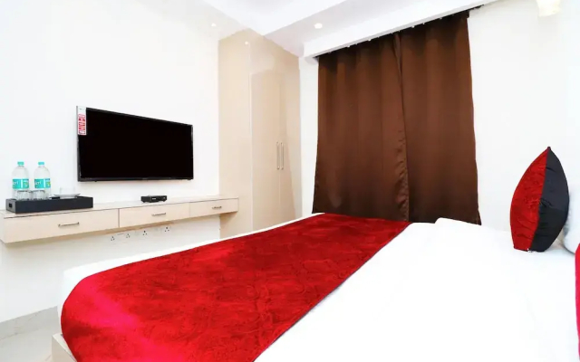 Hotel Leo Saffron
