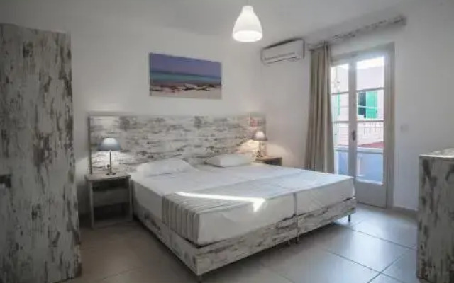 Evina Room And Villas