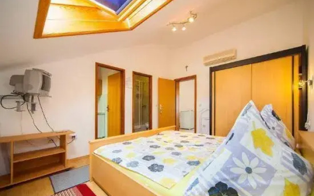 Apartments Galic