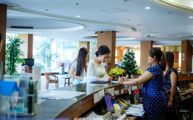 Wattana Park Hotel