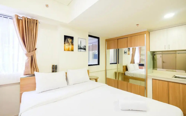 Comfy And Homey Studio Room At Meikarta Apartment