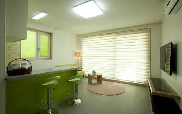 Ganghwa Romantic Cube Pension