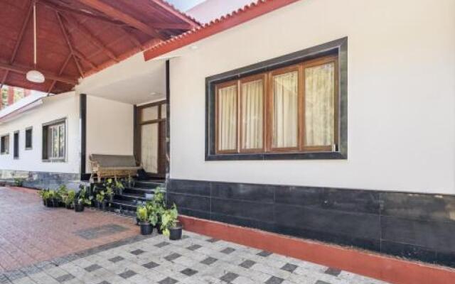 5 BHK Cottage in Hubbathala, Ooty, by GuestHouser (1311)