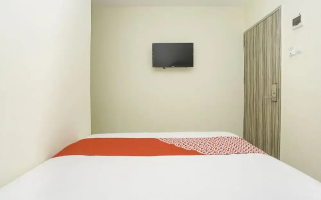 OYO 1091 Ace Business Hotel Galaxy Syariah