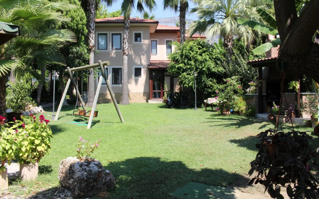 Nirvana Apart Hotel