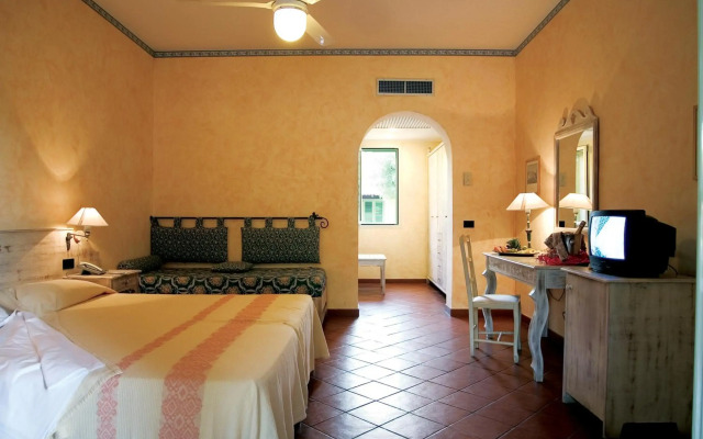 Hotel Club Baia Samuele
