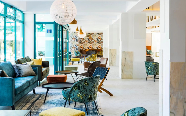 Zefir Hotel