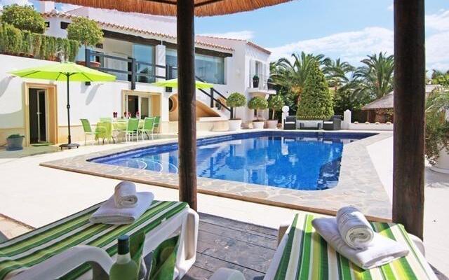 Villa Encantada