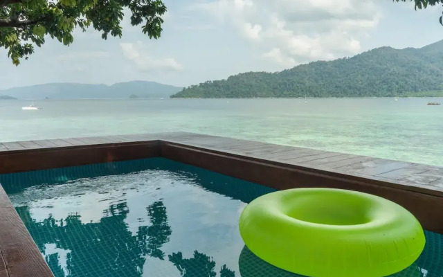 Decho Beach Resort
