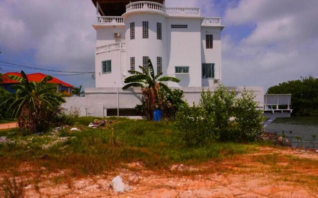 See Belize Sea View BAY Studio