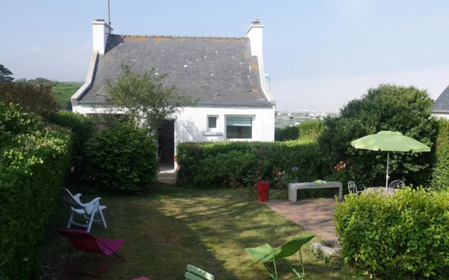 Holiday Home in Ploudalmyzeau
