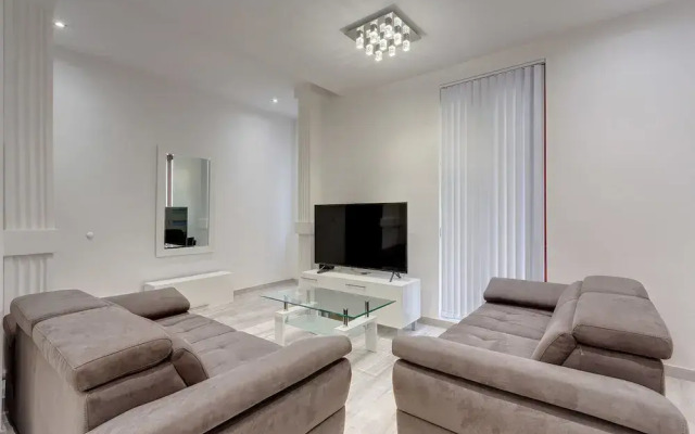 Modern Apartment in the Best Area of Sliema