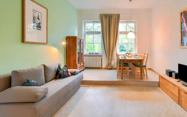 Gemuetliches Apartment in Behmkenhagen mit Terrasse