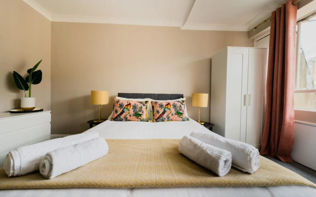 2-bedroom Apartment in Baker Street